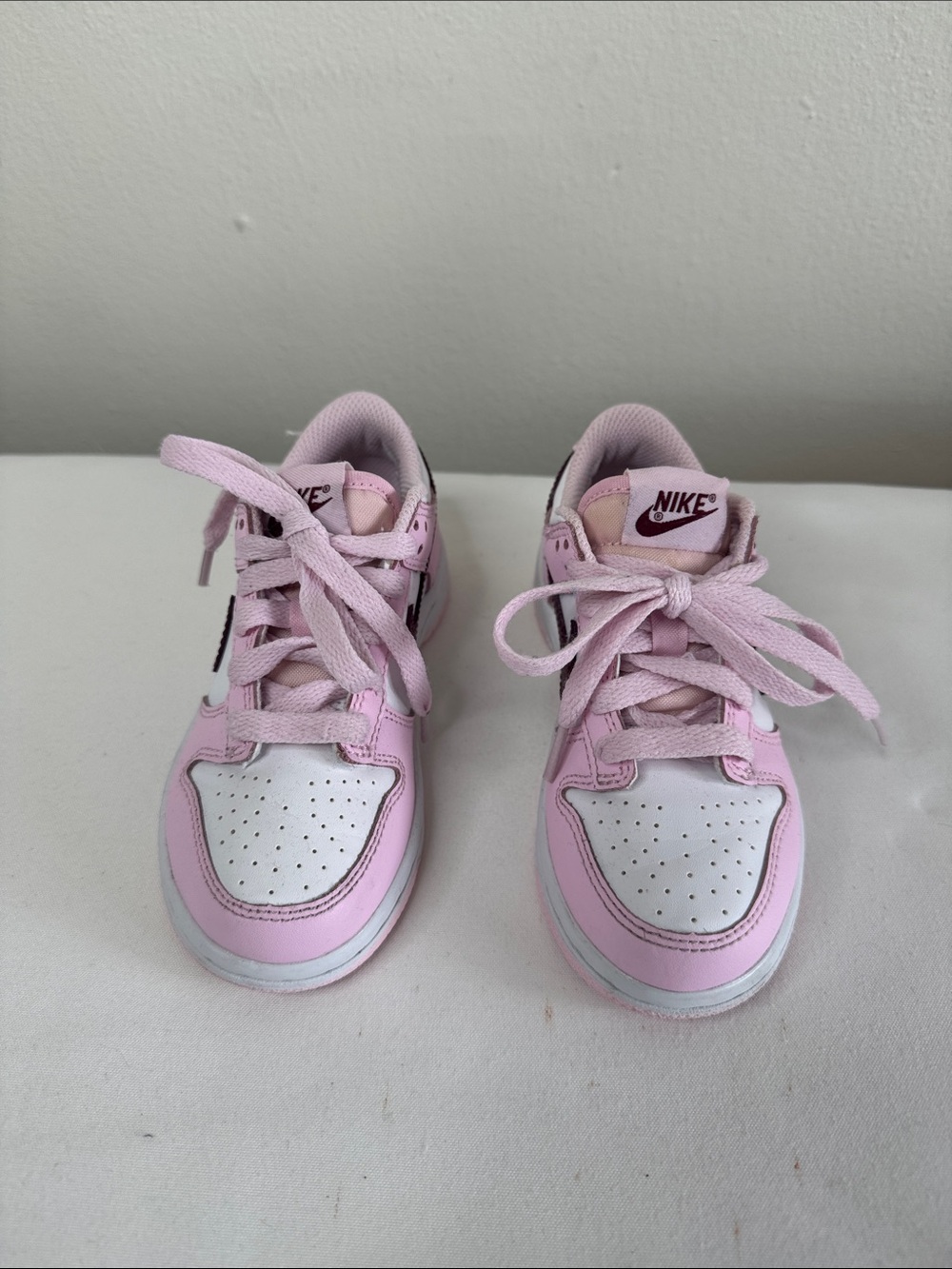 Nike Duke Low PS ‘Valentine’s Day’ Girl’s Sneakers. Sz10.5 C Pink Foam Red White